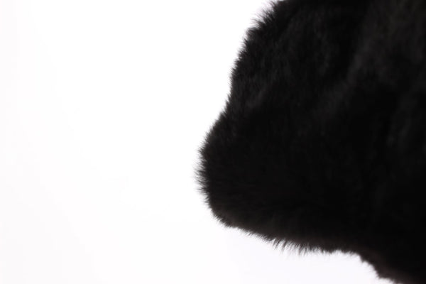 Dolce &amp; Gabbana Black Weasel Fur Virkattu hupullinen huivihattu