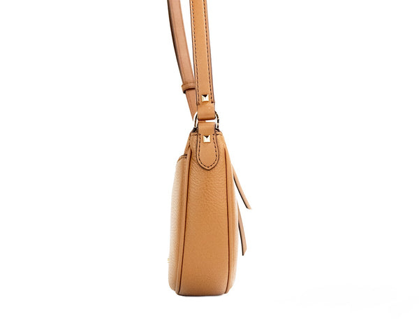 Michael Kors Dover Small Matkalaukkujen Pebbled Nahka Half Moon Crossbody Laukku Kukkaro