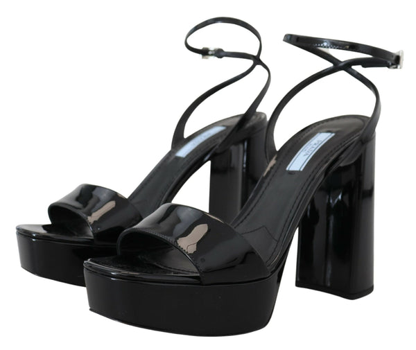 Prada Black Patent Sandaalit Nilkkahihna Heels Nahkaa