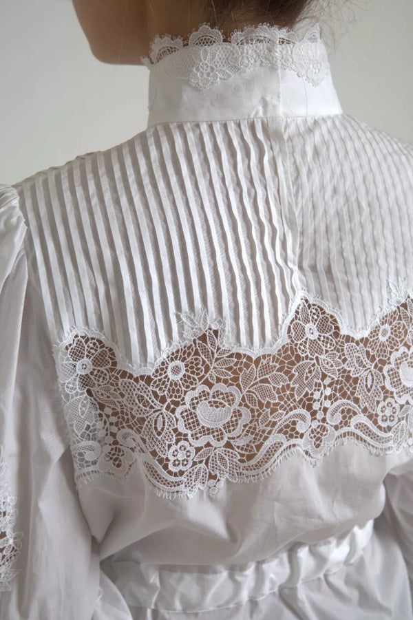 Dolce & Gabbana White Cotton Lace Trim Turtle Neck Top Blouse