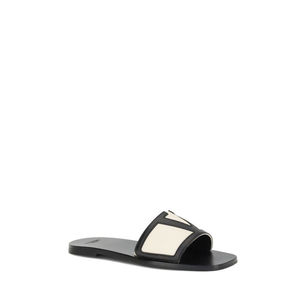 Valentino Garavani Viva Superstar Sandals