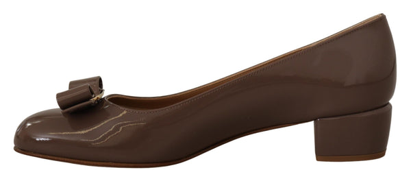 Salvatore Ferragamo Brown Naplak Calf Leather Pumps -kengät