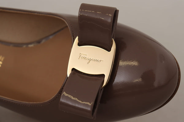 Salvatore Ferragamo Brown Naplak Calf Leather Pumps -kengät