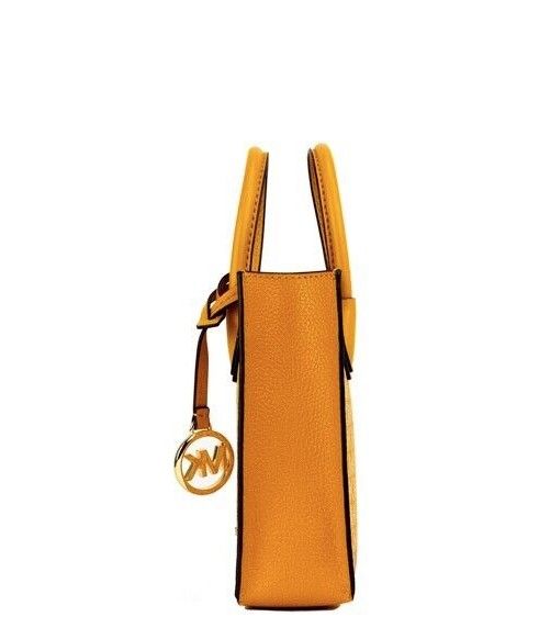 Michael Kors Mercer XS Honeycomb Gold Signature PVC North South Shopper Crossbody -laukku