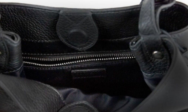 Burberry Lorne Small Black Pebbled Leather Bucket Crossbody käsilaukku